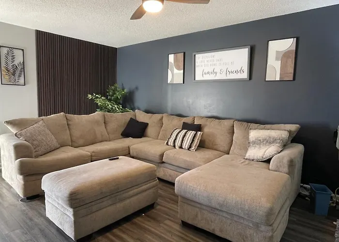 Spacious 1King Bd/2Queen Bd/* 1 Mile From I-85